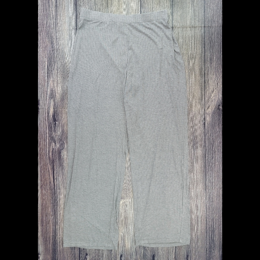 Hello Nite NWT Heathered Grey Ribbed Wide Leg Super Soft Pants